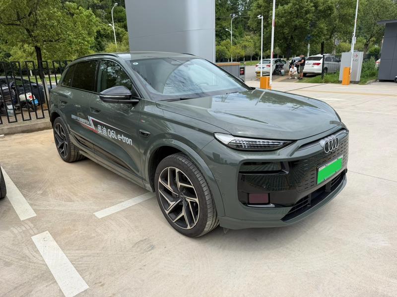 Audi Q6L e-tron, 2025 — фото 3 из 12