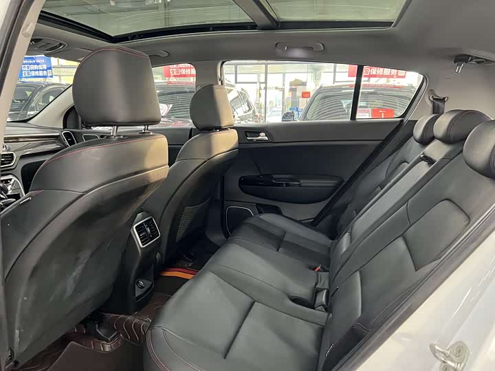 Kia KX5, 2022 — фото 6 из 12