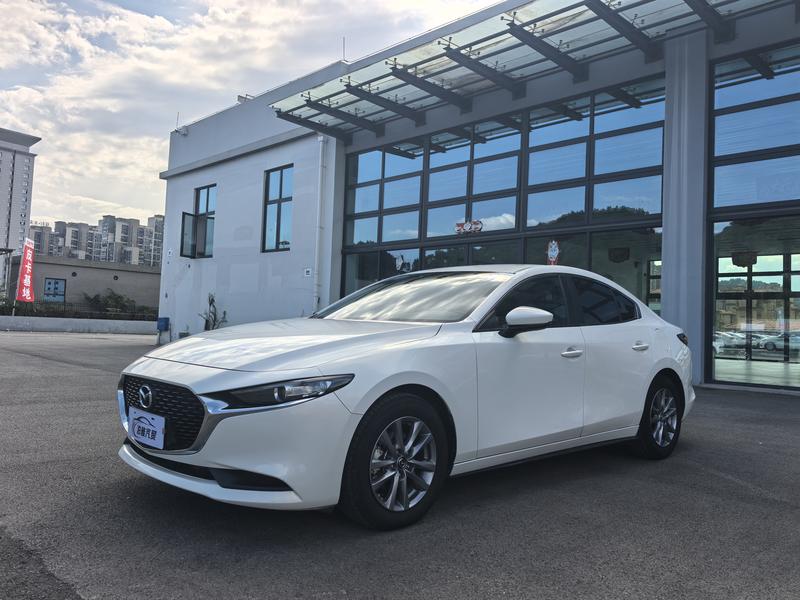 Mazda 3 (Axela), 2022 — купить в Москве под ключ