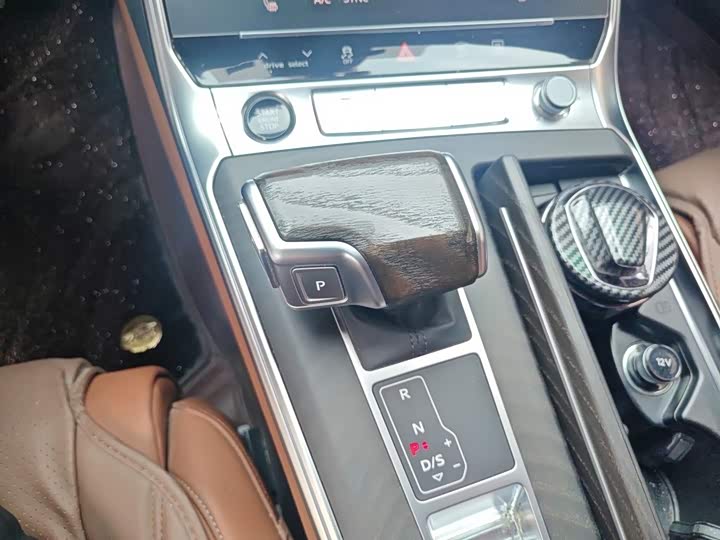 Audi A6L, 2025 — фото 7 из 9