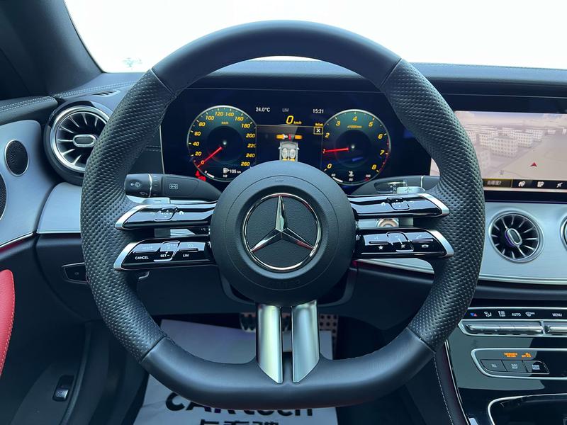 Mercedes-Benz E-Class, 2023 — фото 11 из 12
