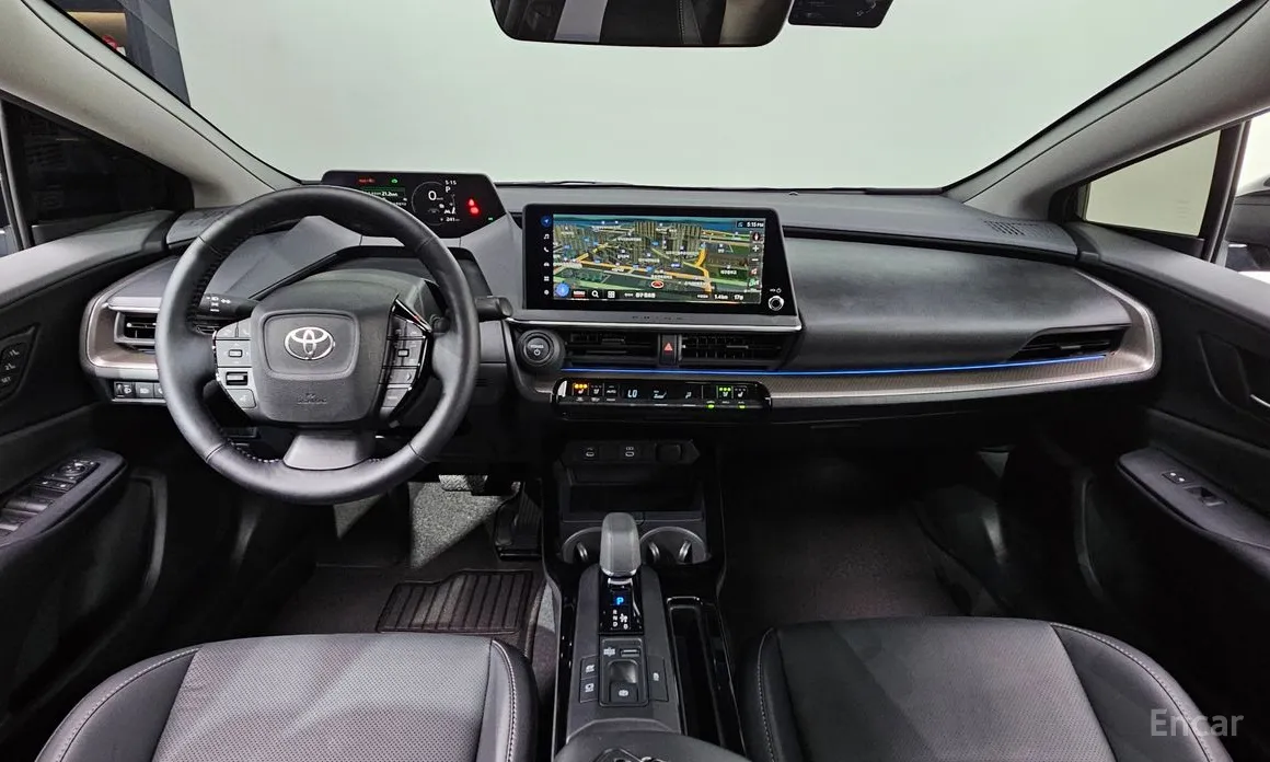 Toyota Prius, 2025 — фото 7 из 12