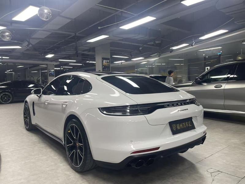 Porsche Panamera, 2022 — фото 4 из 9