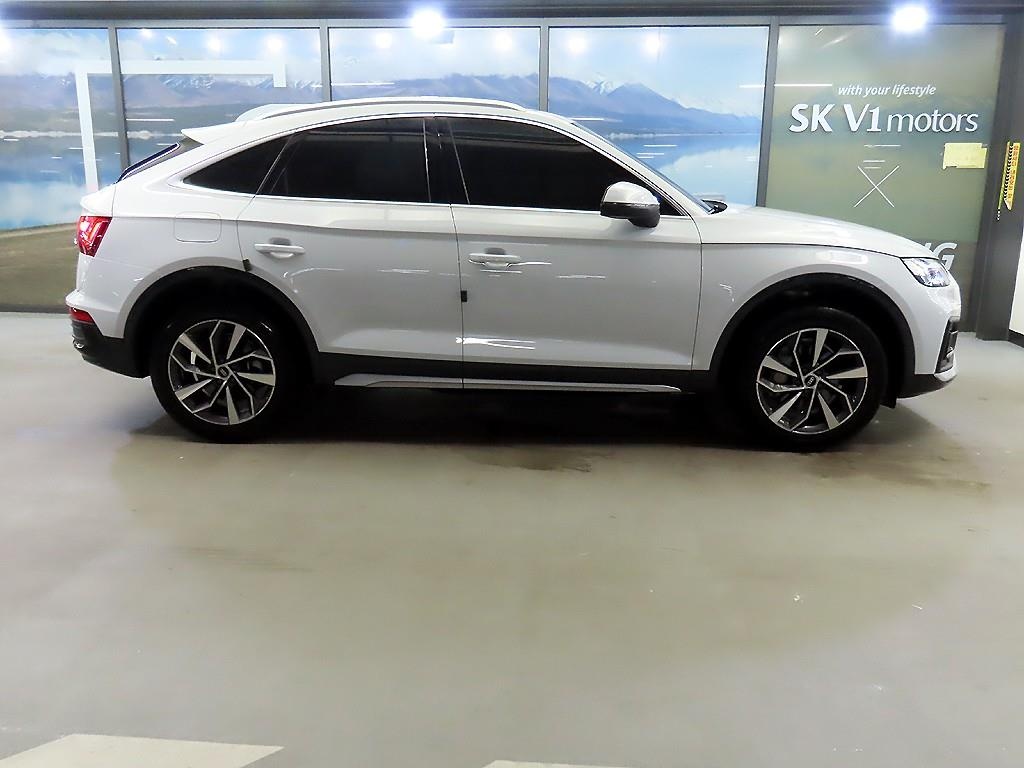 Audi Q5, 2023 — фото 3 из 12