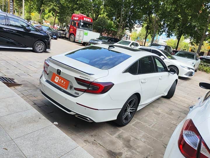 Honda Accord, 2022 — фото 3 из 9