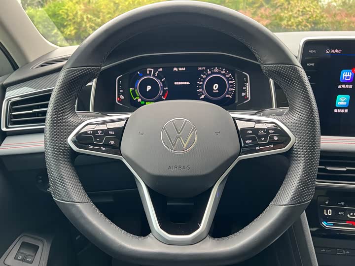 Volkswagen Tiguan L Hybrid, 2021 — фото 9 из 9
