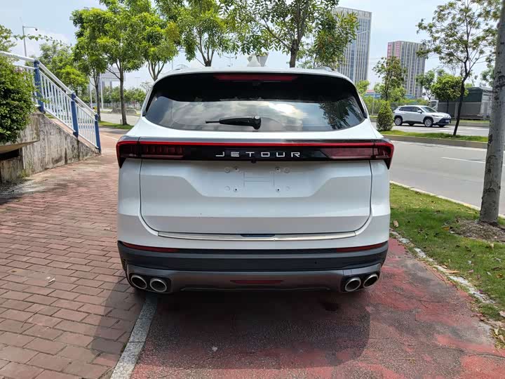 Jetour X70 Plus, 2022 — фото 5 из 9