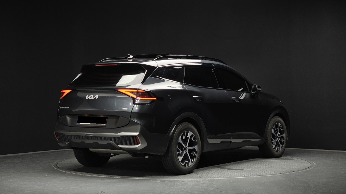 Kia Sportage, 2022 — фото 2 из 12