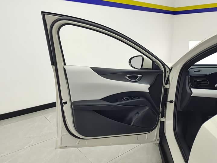 BYD Seal 06 Hybrid/EV, 2025 — фото 7 из 9