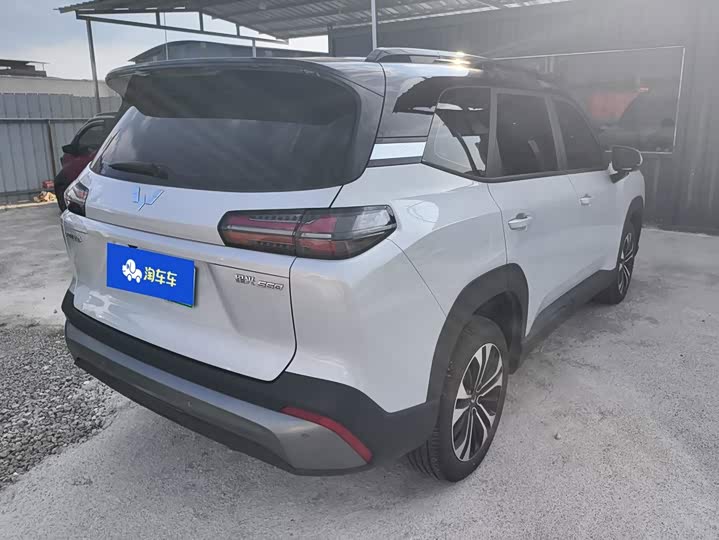 Wuling Starlight 560 Hybrid/EV, 2025 — фото 3 из 9