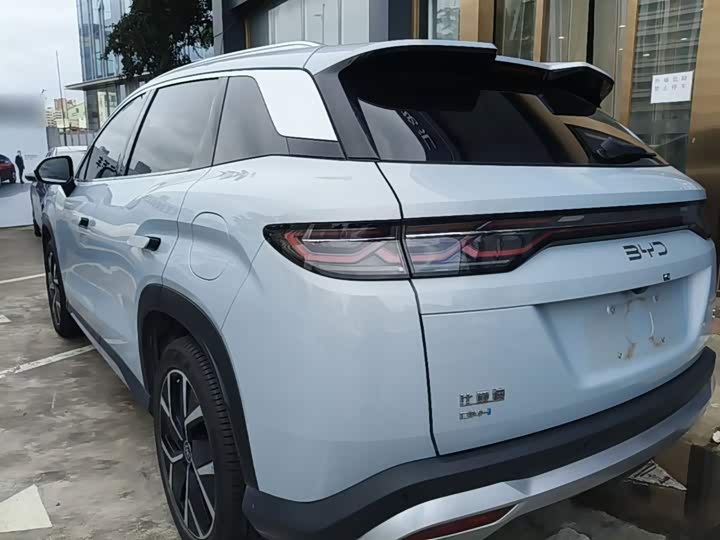 BYD Song L DM-i Hybrid, 2024 — фото 5 из 9