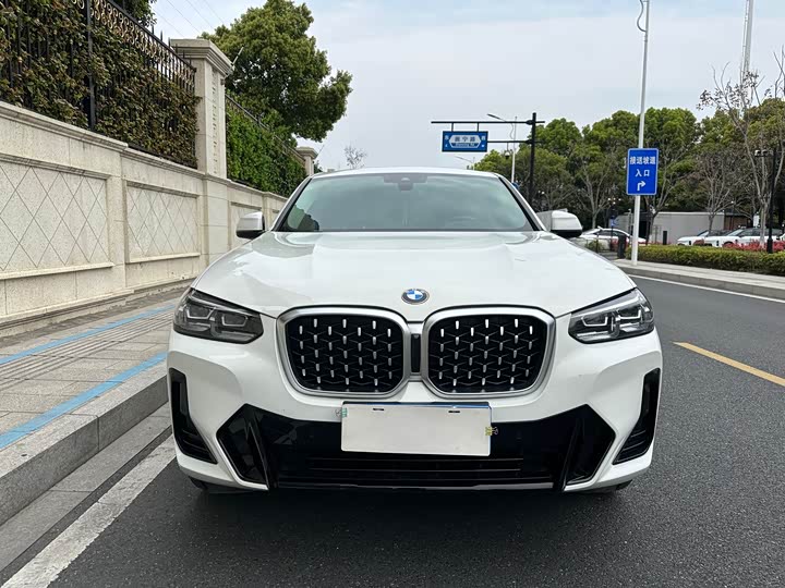BMW X4, 2021 — фото 2 из 9