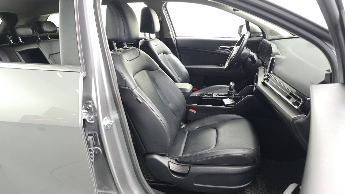 Kia Sportage, 2023 — фото 11 из 12