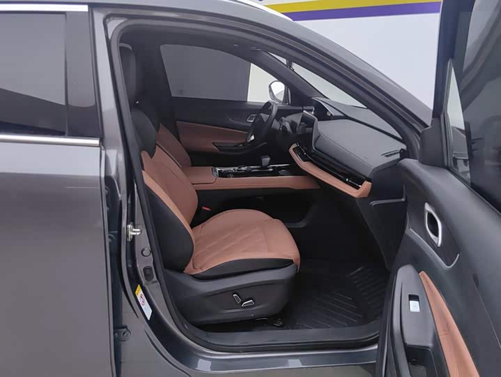 Changan Qiyuan (Nevo) Q05 Classic, 2023 — фото 8 из 9