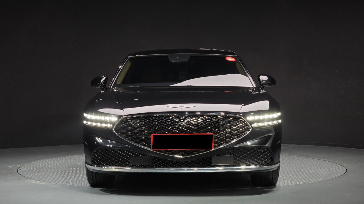 Genesis G90, 2023 — фото 2 из 12