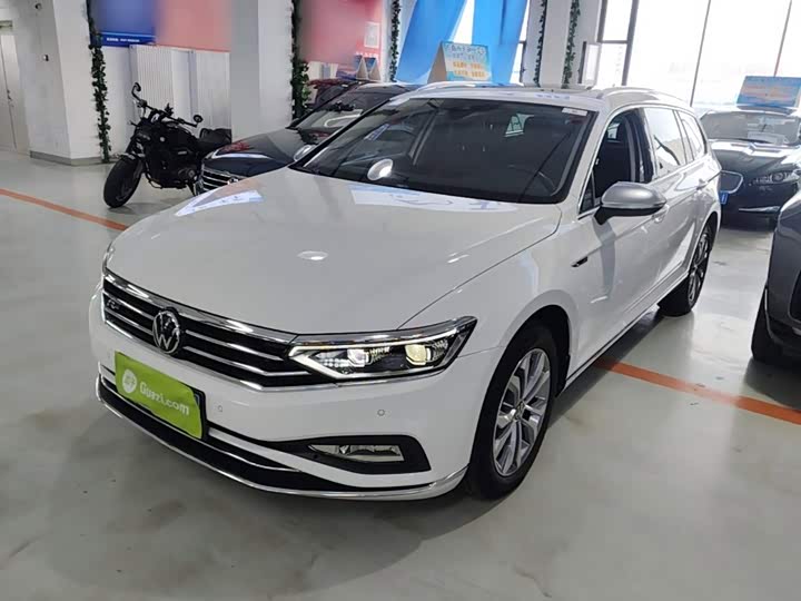 Volkswagen Passat Variant, 2022 — фото 2 из 9