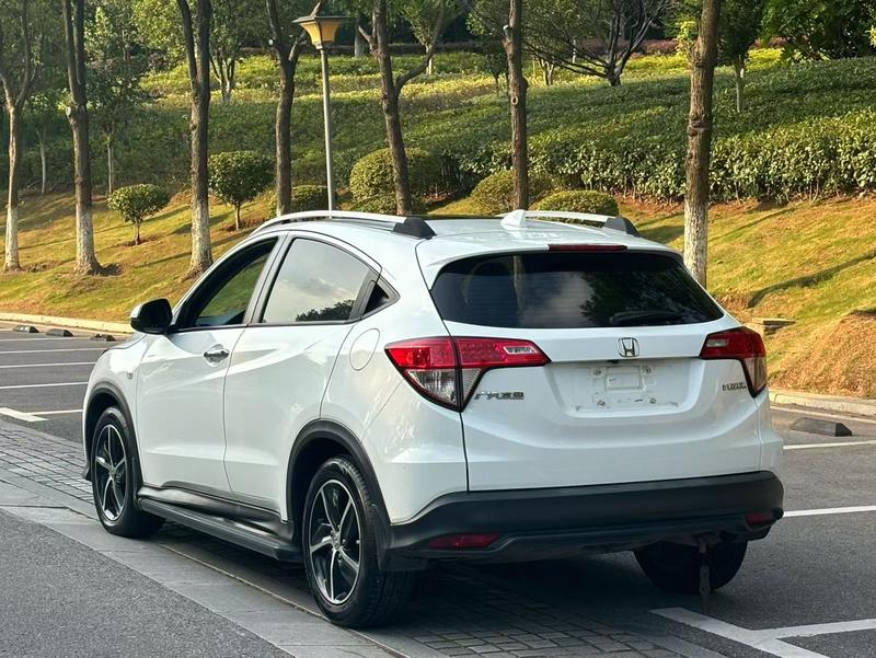 Honda Vezel, 2021 — фото 4 из 10