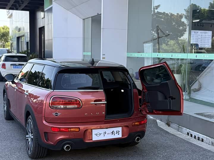 Mini Clubman, 2022 — фото 10 из 12