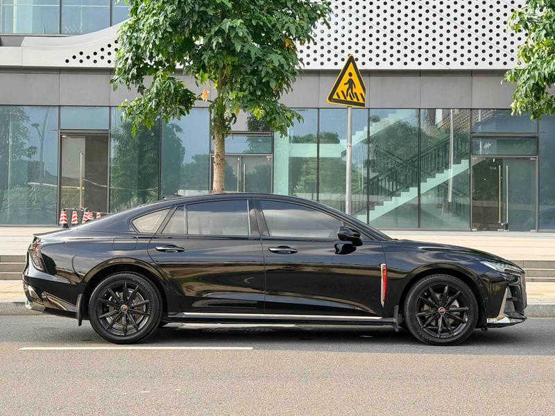 Hongqi H6, 2025 — фото 8 из 12
