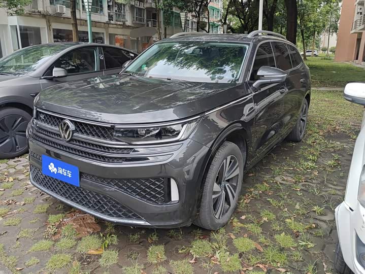 Volkswagen Tavendor, 2023 — купить в Перми под ключ