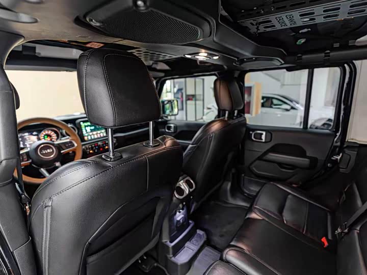 Jeep Wrangler, 2022 — фото 9 из 9