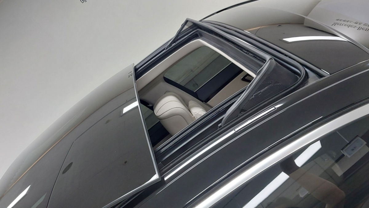 Mercedes-Benz S-Class, 2025 — фото 8 из 12