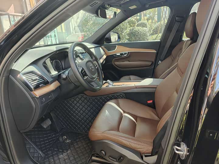 Volvo XC90, 2022 — фото 7 из 12
