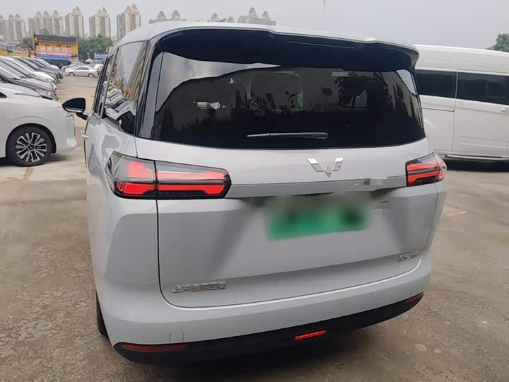 Wuling Starlight 730 Hybrid/EV, 2025 — фото 6 из 9
