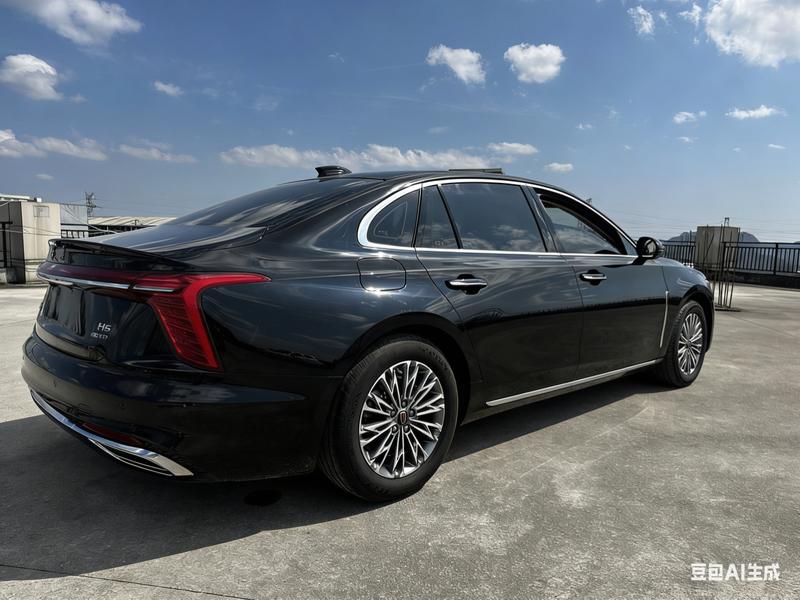 Hongqi H5, 2022 — фото 6 из 10
