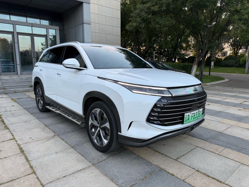 BYD Frigate 07, 2022 — фото 3 из 11