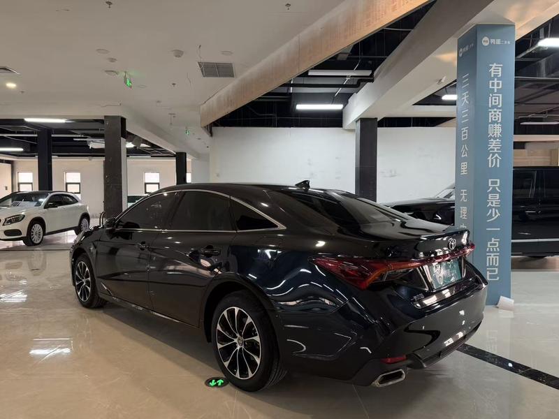 Toyota Avalon, 2022 — фото 4 из 10