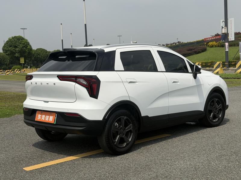Geely Geometry E Firefly, 2023 — фото 6 из 12