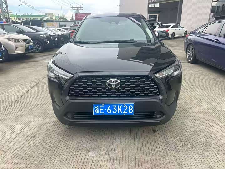 Toyota Corolla Cross, 2023 — фото 2 из 9