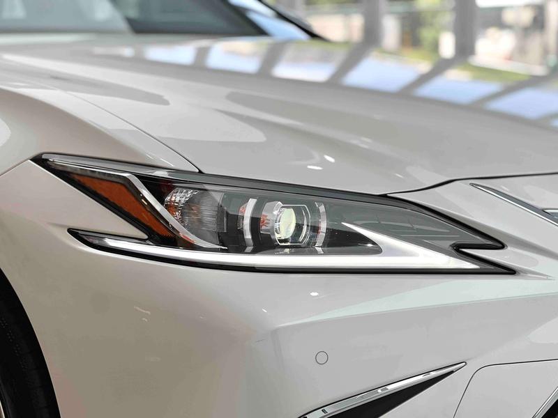 Lexus ES, 2024 — фото 7 из 12