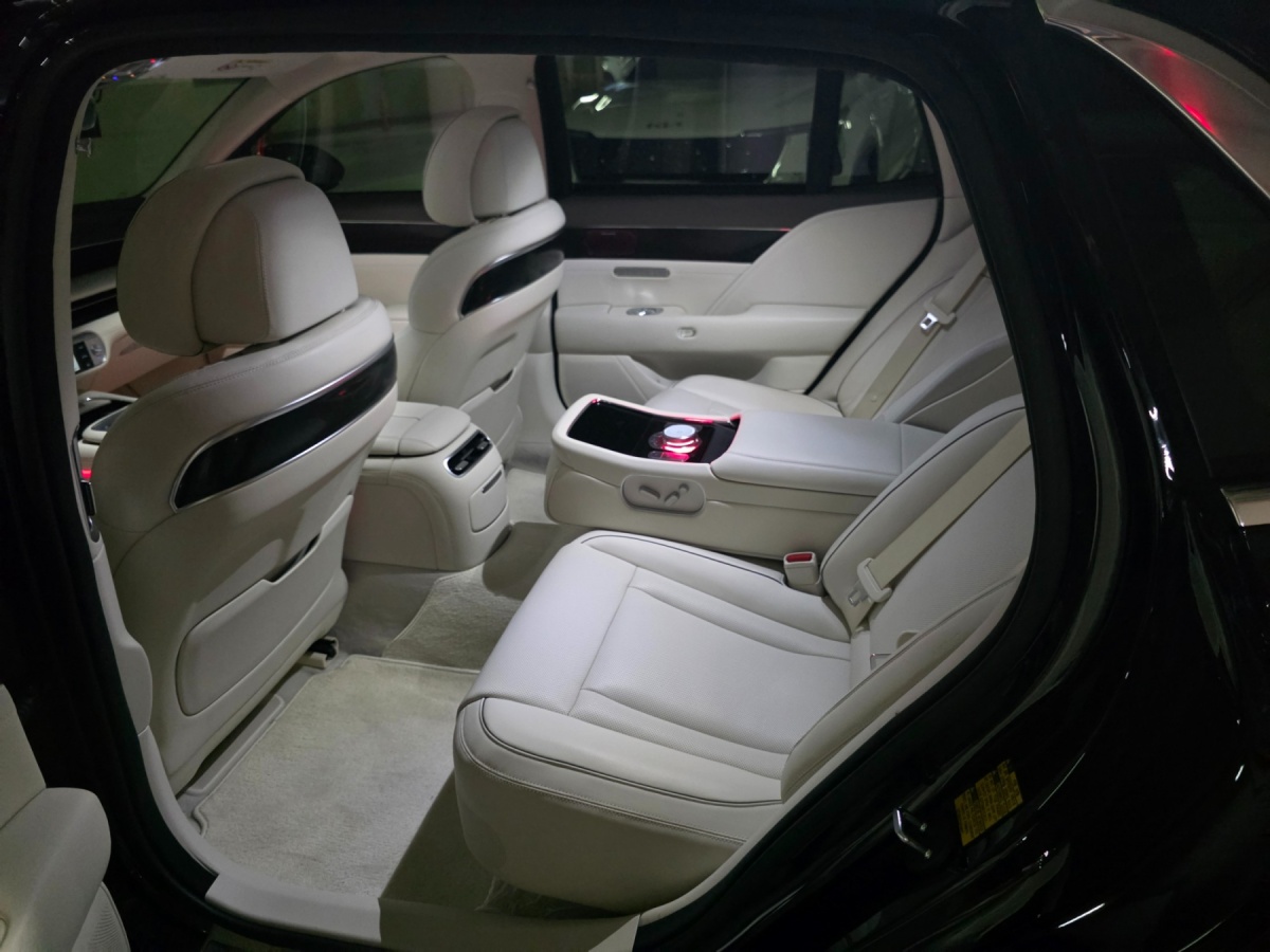 Genesis G90, 2023 — фото 10 из 10