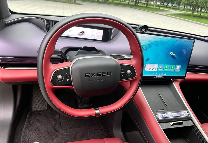 Exeed Sterra ES, 2024 — фото 8 из 11