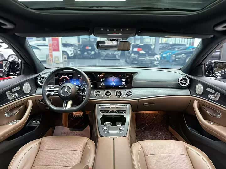 Mercedes-Benz E-Class Hybrid, 2022 — фото 7 из 9
