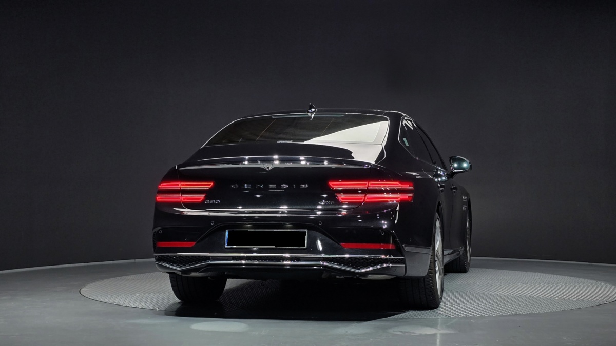 Genesis G80, 2023 — фото 4 из 12