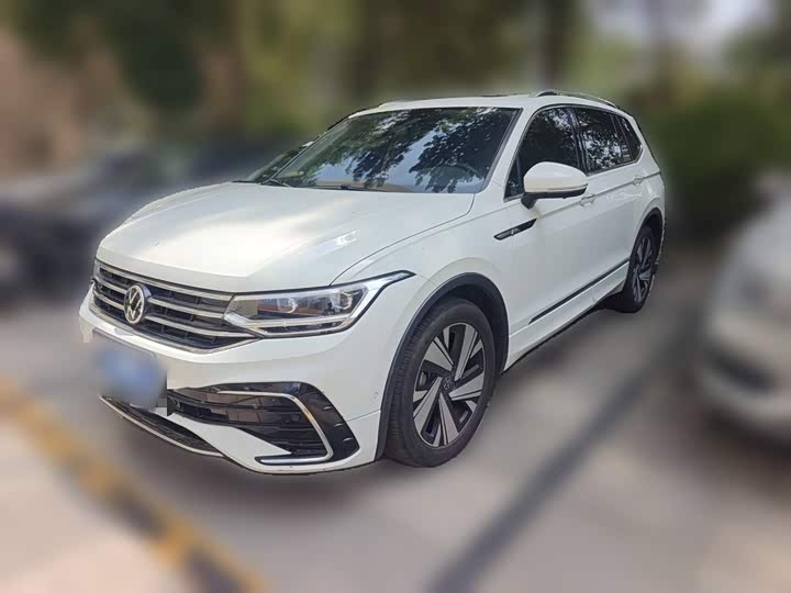 Volkswagen Tiguan L Pro, 2023 — купить в Пензе под ключ