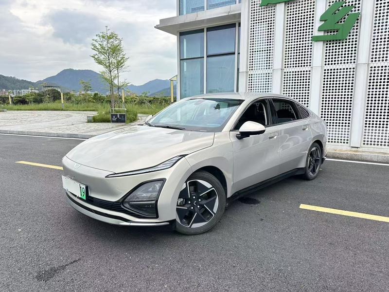 Wuling Starlight, 2024 — купить в Чебоксарах под ключ