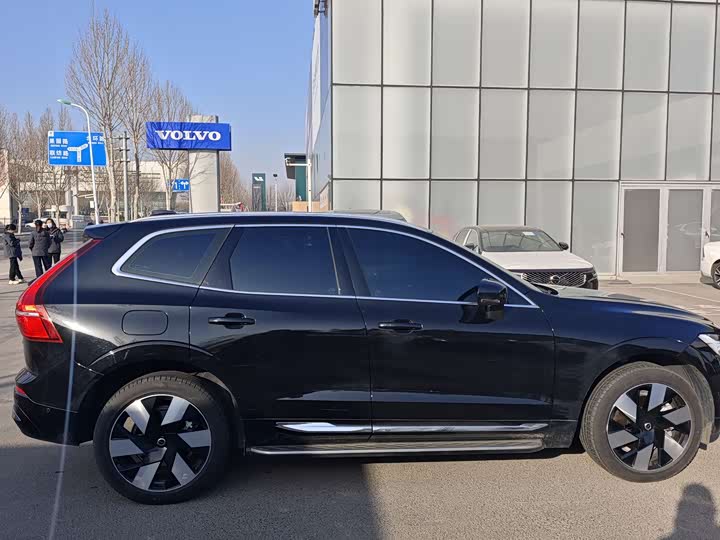 Volvo XC60 Hybrid, 2024 — фото 9 из 9