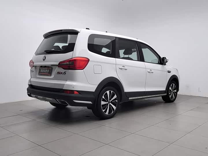 Dongfeng Forthing SX6, 2022 — фото 2 из 9