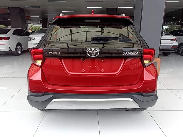 Toyota Yaris L Hatchback, 2021 — фото 6 из 9