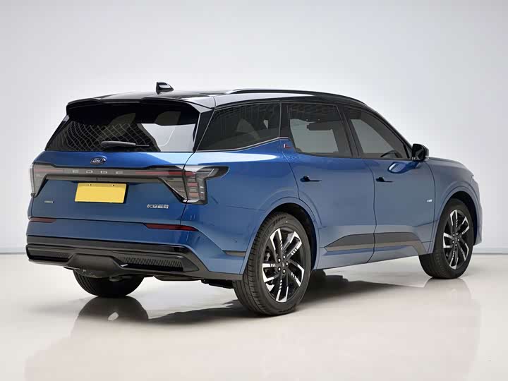 Ford Edge, 2023 — фото 6 из 9