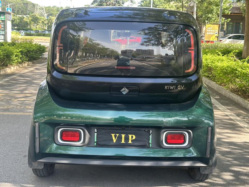 Baojun KiWi EV, 2021 — фото 4 из 8