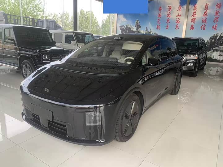 LiXiang i8, 2025 — купить в Казани под ключ