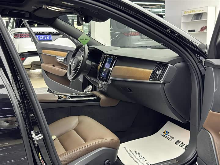Volvo S90 Hybrid, 2022 — фото 8 из 9