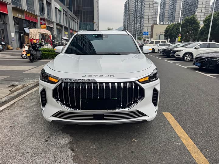 Jetour X70 Plus, 2023 — фото 2 из 9