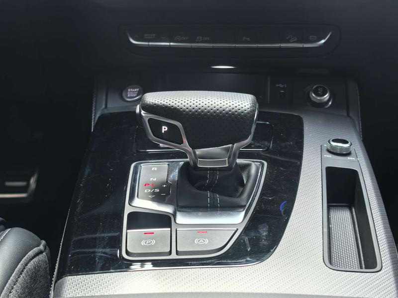 Audi Q5L, 2025 — фото 10 из 12