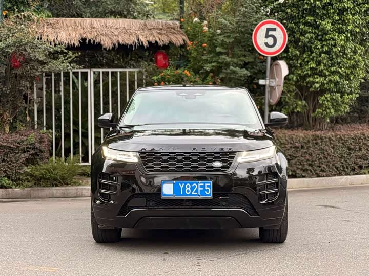 Land Rover Range Rover Evoque L, 2023 — фото 2 из 9